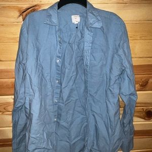 Gap button down shirt
